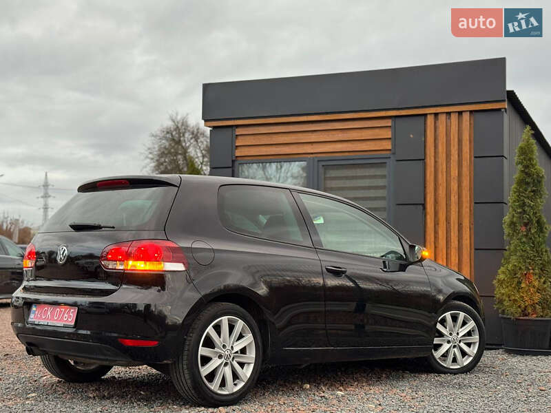 Хетчбек Volkswagen Golf 2010 в Дрогобичі