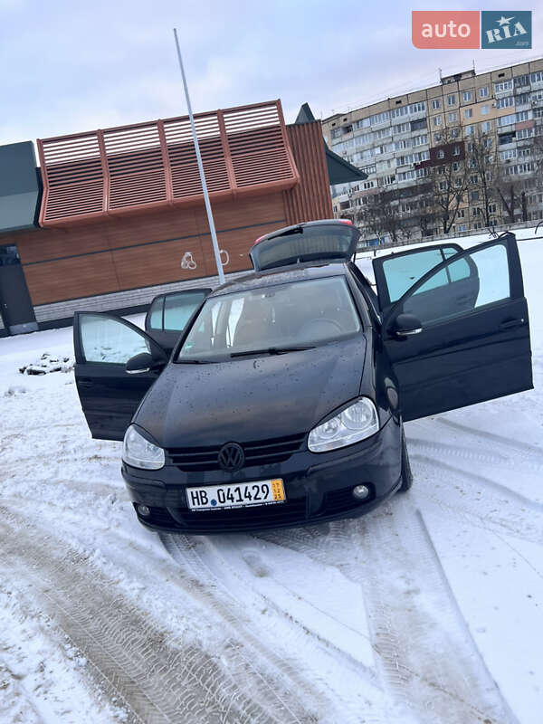 Хэтчбек Volkswagen Golf 2008 в Кривом Роге