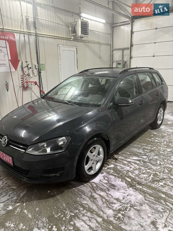 Универсал Volkswagen Golf 2016 в Тернополе