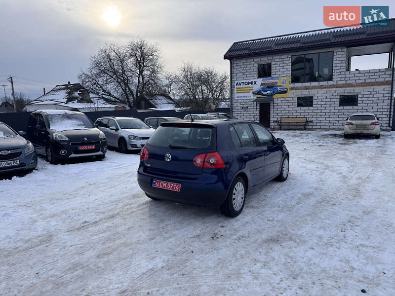 Хетчбек Volkswagen Golf 2007 в Звенигородці