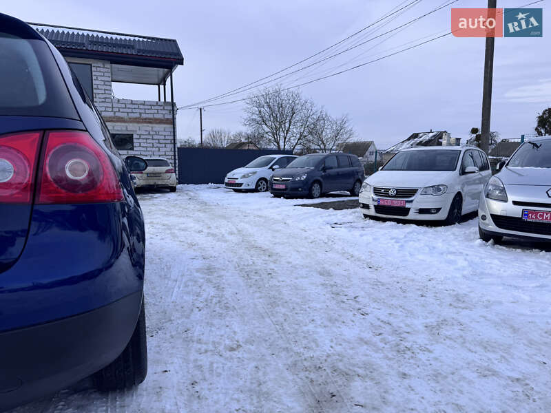 Хетчбек Volkswagen Golf 2007 в Звенигородці
