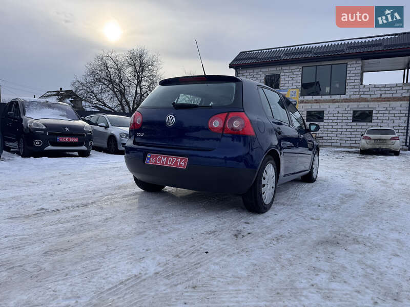 Хетчбек Volkswagen Golf 2007 в Звенигородці