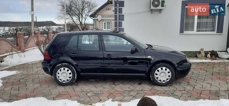 Хетчбек Volkswagen Golf 2001 в Бучачі