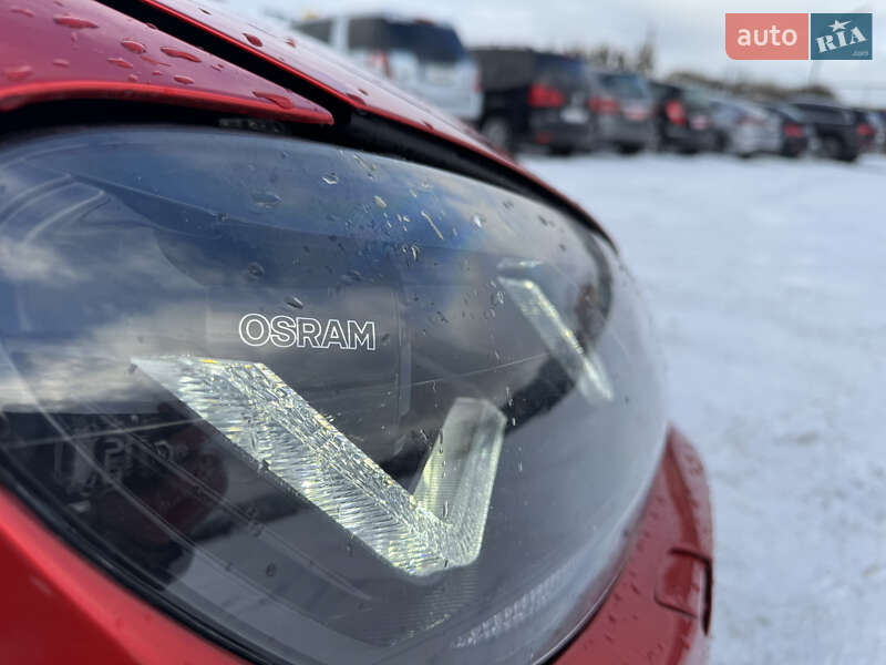 Хетчбек Volkswagen Golf 2009 в Луцьку