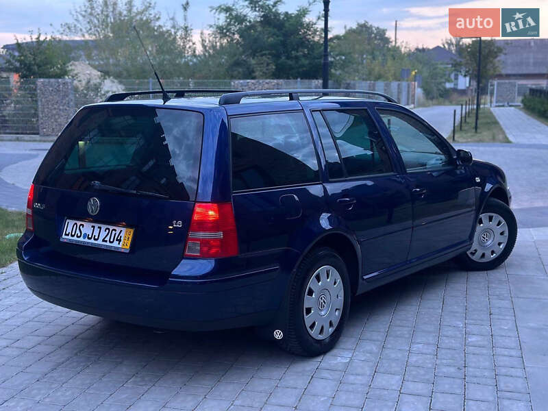 Універсал Volkswagen Golf 2004 в Бершаді