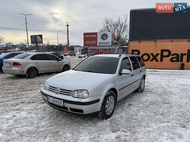 Volkswagen Golf 2000