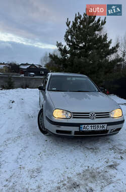 Хэтчбек Volkswagen Golf 2000 в Луцке