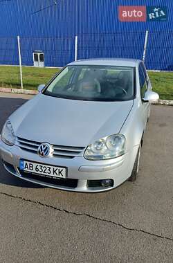 Хетчбек Volkswagen Golf 2006 в Вінниці