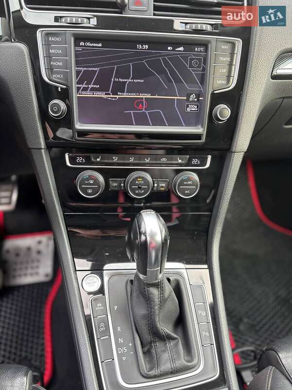 Универсал Volkswagen Golf 2013 в Глыбокой