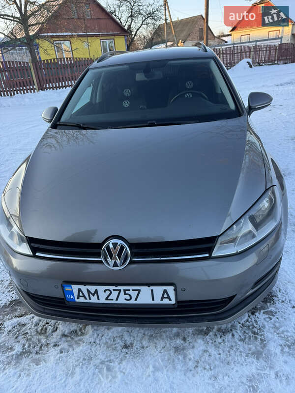 Універсал Volkswagen Golf 2013 в На Новій Борові