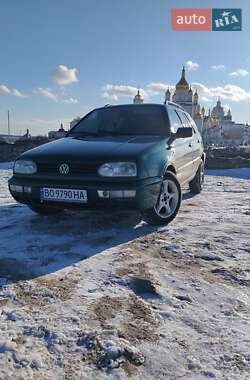 Универсал Volkswagen Golf 1997 в Почаеве
