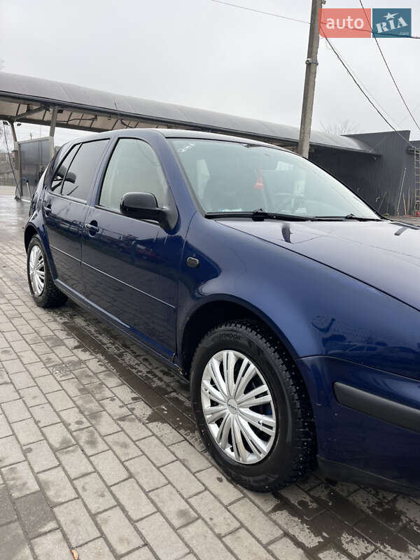 Хетчбек Volkswagen Golf 1999 в Шепетівці