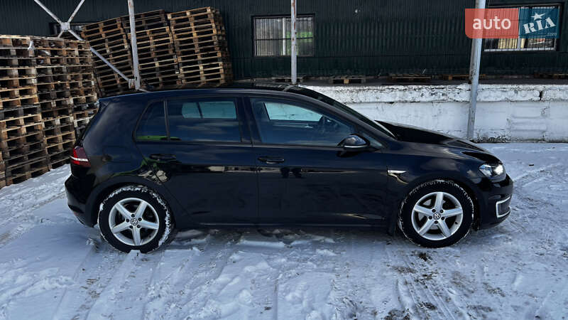 Хэтчбек Volkswagen Golf 2014 в Ровно фото 2 Хэтчбек Volkswagen Golf 2014 в Ровно