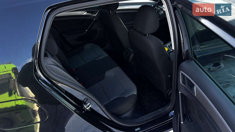 Хэтчбек Volkswagen Golf 2014 в Ровно фото 10 Хэтчбек Volkswagen Golf 2014 в Ровно