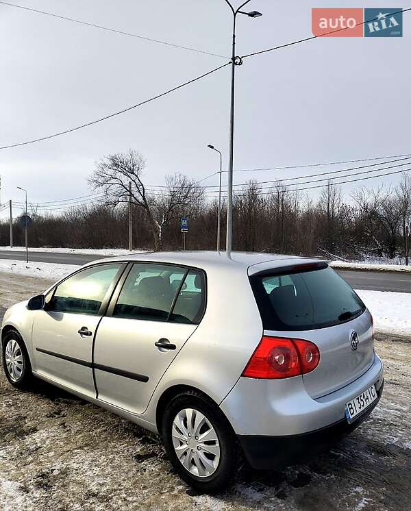 Volkswagen Golf 2003