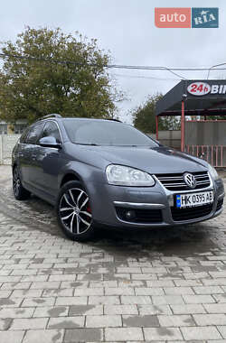 Универсал Volkswagen Golf 2008 в Ровно