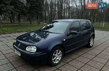Хэтчбек Volkswagen Golf 2000 в Киеве