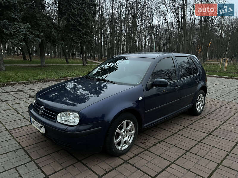 Volkswagen Golf 2000