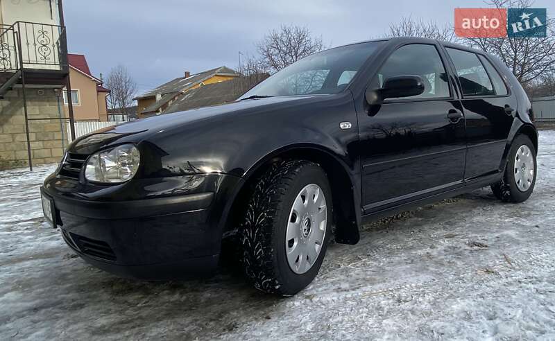 Volkswagen Golf 2000