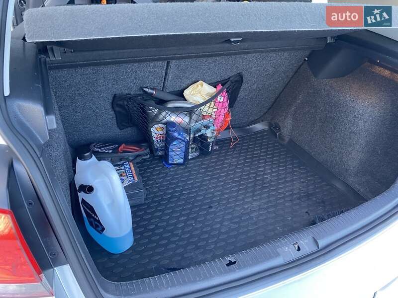 Хетчбек Volkswagen Golf 2011 в Львові фото 11 Хетчбек Volkswagen Golf 2011 в Львові