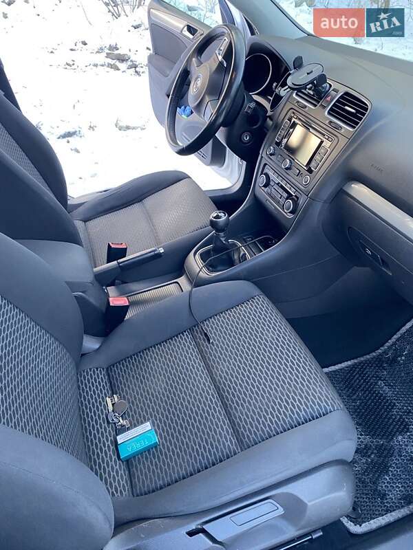 Хетчбек Volkswagen Golf 2011 в Львові фото 15 Хетчбек Volkswagen Golf 2011 в Львові