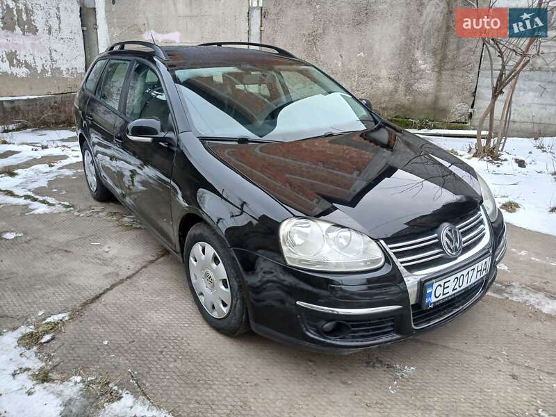 Универсал Volkswagen Golf 2009 в Черновцах