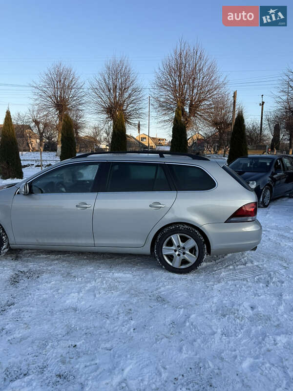 Універсал Volkswagen Golf 2009 в Хмельницькому