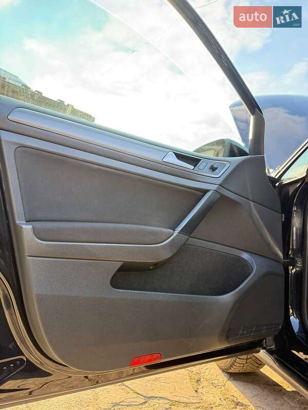 Універсал Volkswagen Golf 2014 в Івано-Франківську фото 35 Універсал Volkswagen Golf 2014 в Івано-Франківську