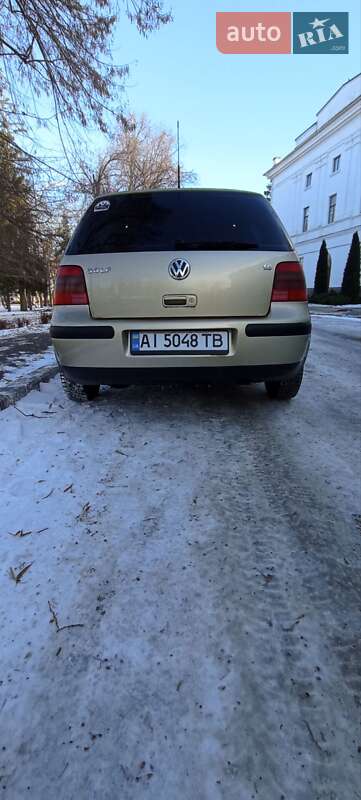 Хэтчбек Volkswagen Golf 2001 в Белой Церкви