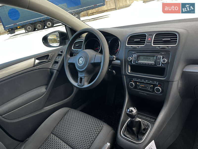 Хетчбек Volkswagen Golf 2011 в Луцьку фото 28 Хетчбек Volkswagen Golf 2011 в Луцьку