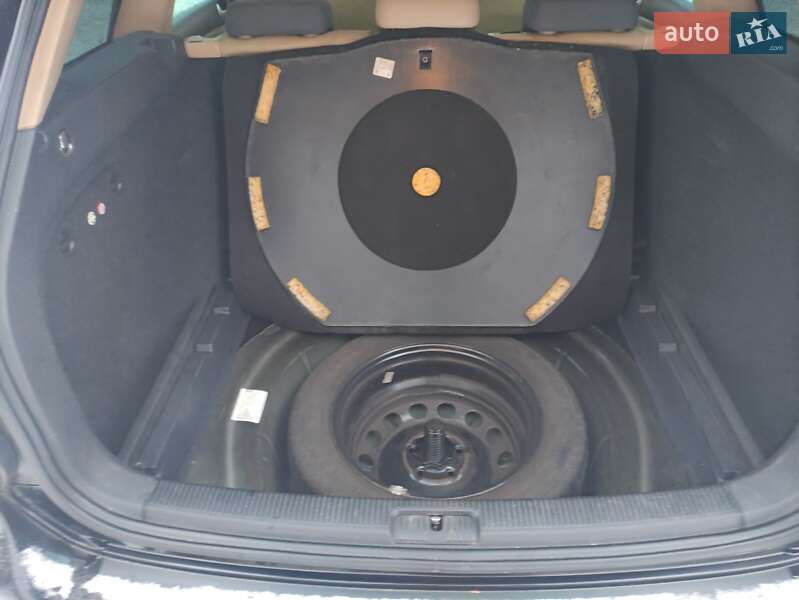 Универсал Volkswagen Golf 2009 в Каменец-Подольском