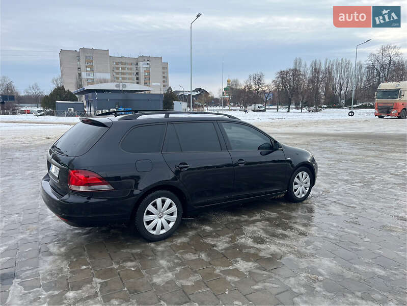 Универсал Volkswagen Golf 2012 в Черкассах