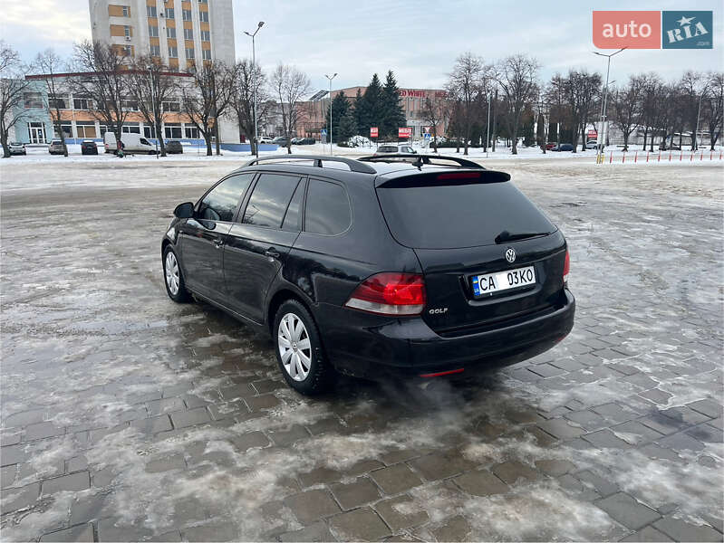 Универсал Volkswagen Golf 2012 в Черкассах