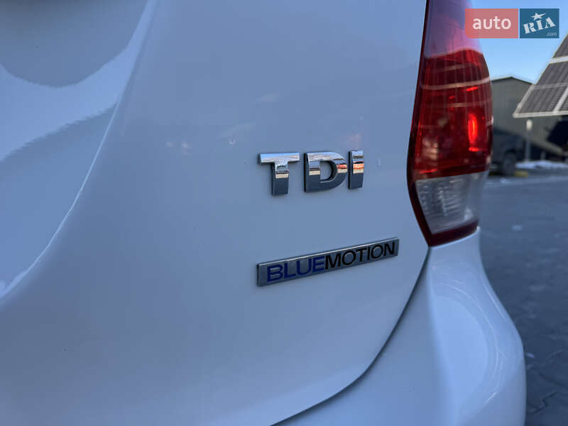 Універсал Volkswagen Golf 2009 в Володимирі