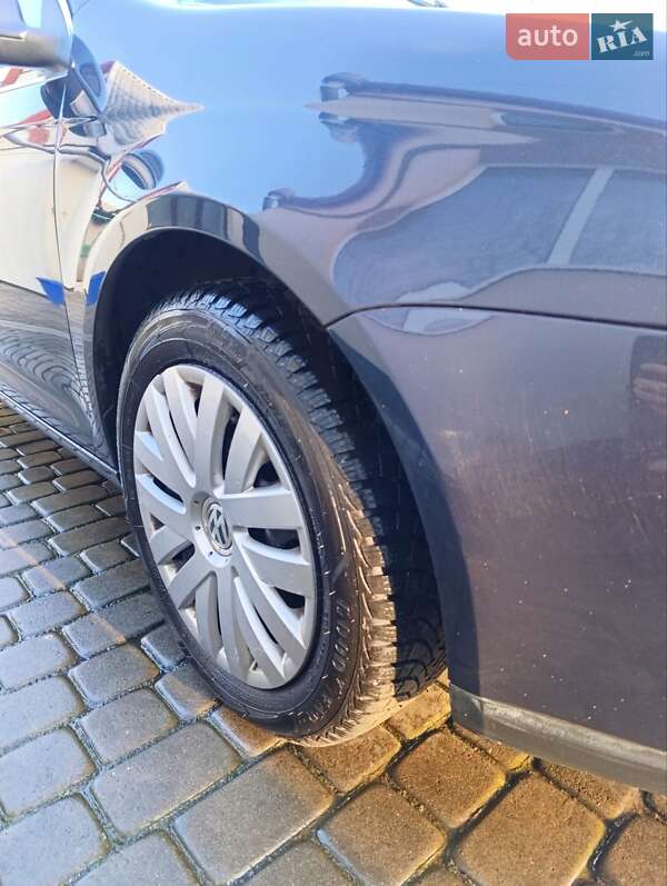 Універсал Volkswagen Golf 2009 в Луцьку