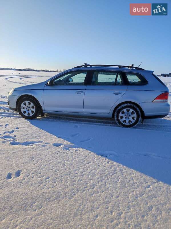 Універсал Volkswagen Golf 2007 в Тернополі