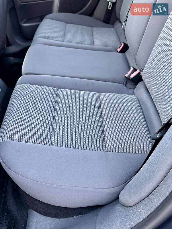 Универсал Volkswagen Golf 2007 в Самборе