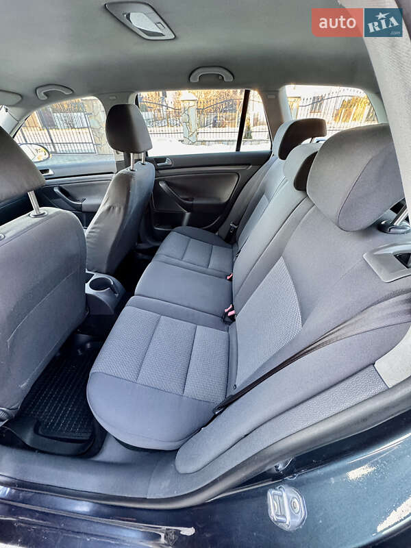 Универсал Volkswagen Golf 2007 в Самборе