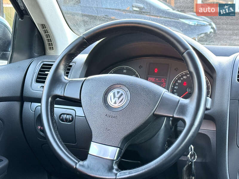 Универсал Volkswagen Golf 2007 в Самборе