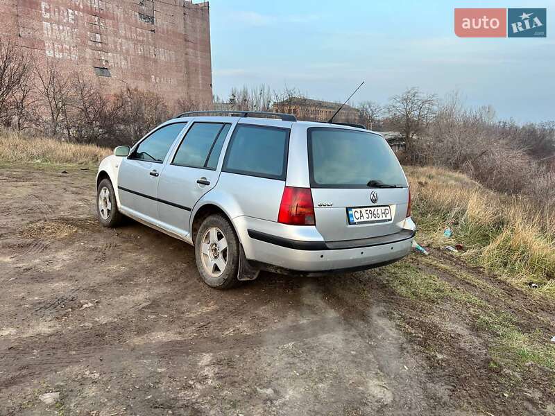 Універсал Volkswagen Golf 2002 в Слов'янську