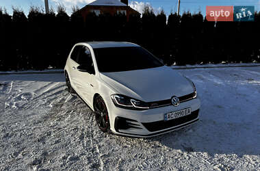 Хетчбек Volkswagen Golf 2019 в Луцьку