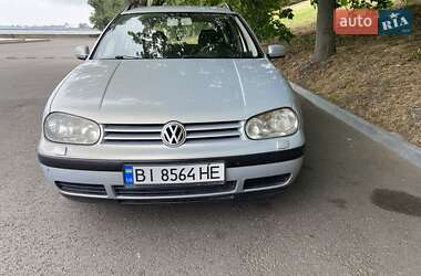 Универсал Volkswagen Golf 2000 в Светловодске