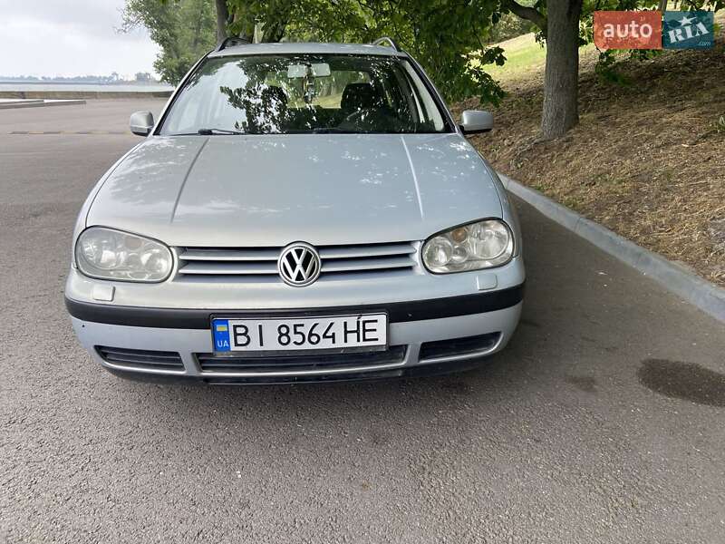Volkswagen Golf 2000