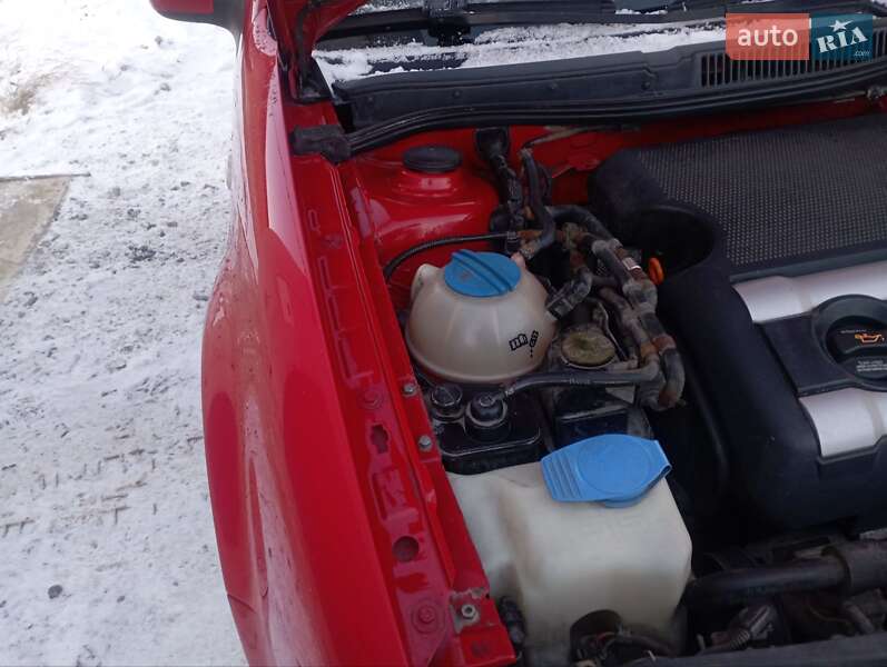 Універсал Volkswagen Golf 2006 в Тернополі