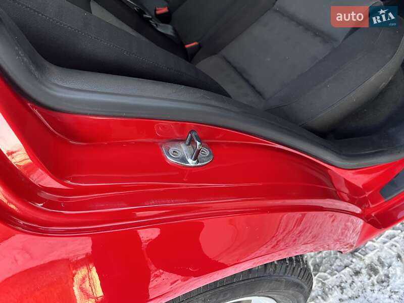 Універсал Volkswagen Golf 2006 в Тернополі