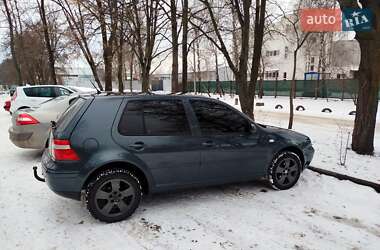 Хэтчбек Volkswagen Golf 2003 в Черкассах