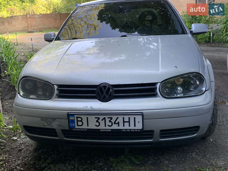 Volkswagen Golf 2000