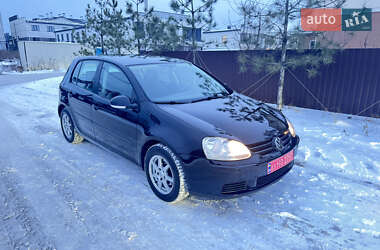 Хэтчбек Volkswagen Golf 2006 в Киеве