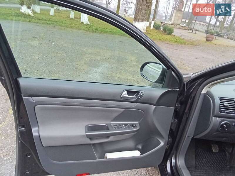 Хетчбек Volkswagen Golf 2009 в Могилів-Подільському фото 7 Хетчбек Volkswagen Golf 2009 в Могилів-Подільському