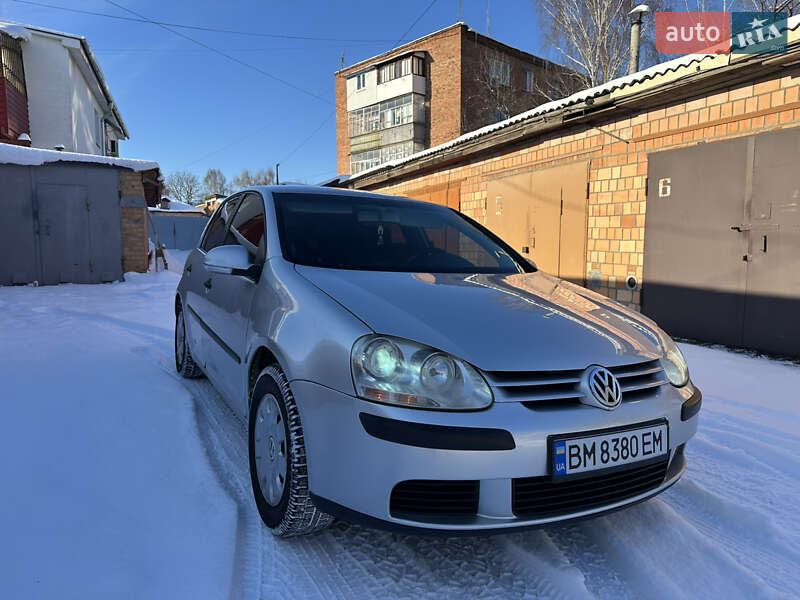 Volkswagen Golf 2004